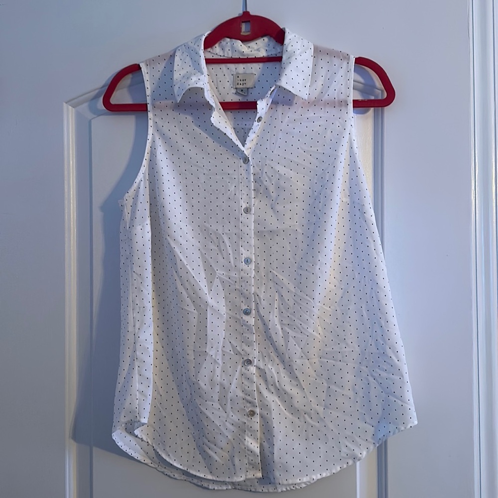 A new day | Polka Dot button up blouse